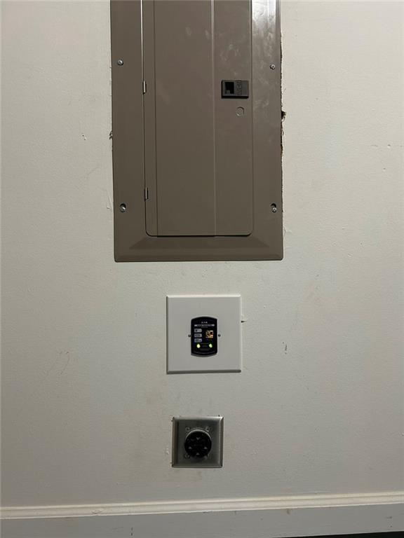 Building Photo - 1730 Paddlewheel Dr NE