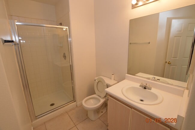 Building Photo - 550 Roxella Ln