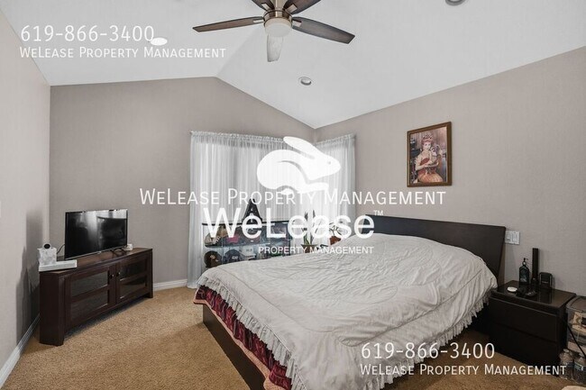 Building Photo - 12004 Calle Naranja