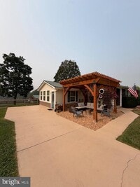 Building Photo - 1579 Millner Rd