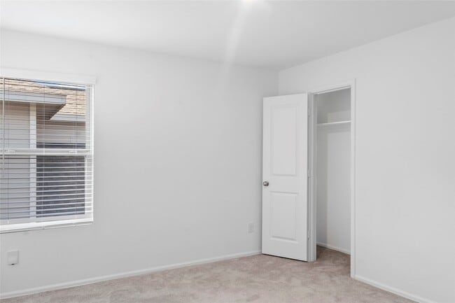 Building Photo - 19148 Cicerone Ct