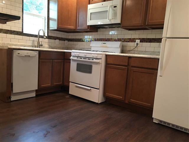 Building Photo - 509 S Fannin St