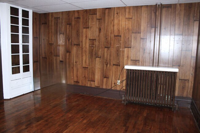 Building Photo - 967-971 Ch ADV RESIDENTIAL