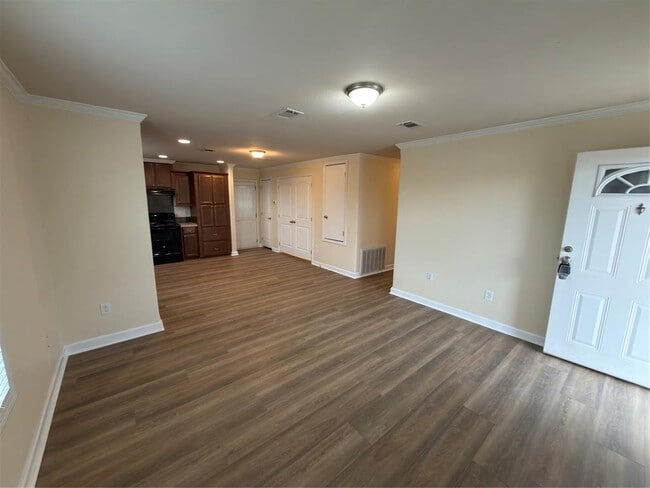 Building Photo - 7691 Farm to Market 32
