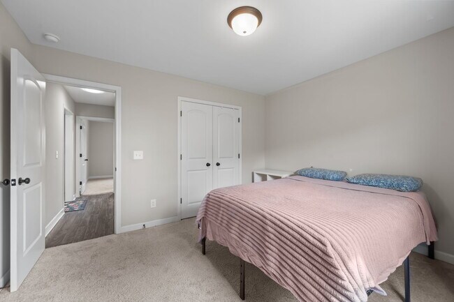 Building Photo - 111 Anderson Ave