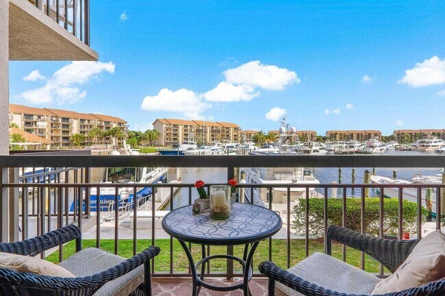 Building Photo - 2601 Marina Isle Way