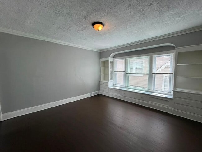 Building Photo - 3697 E 146th St