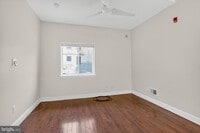 Building Photo - 1802 E Huntingdon St