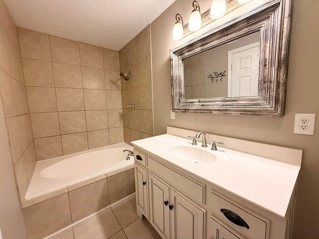 Building Photo - 369 Co Rd 525