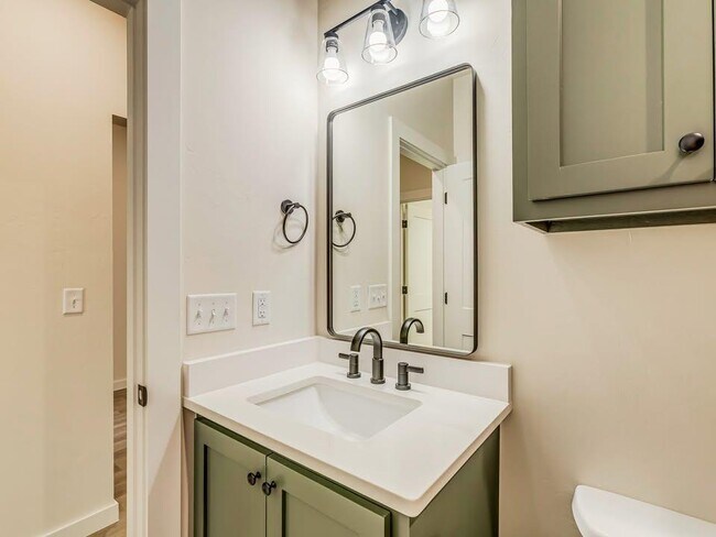 Building Photo - 8225 NW 163rd Ter