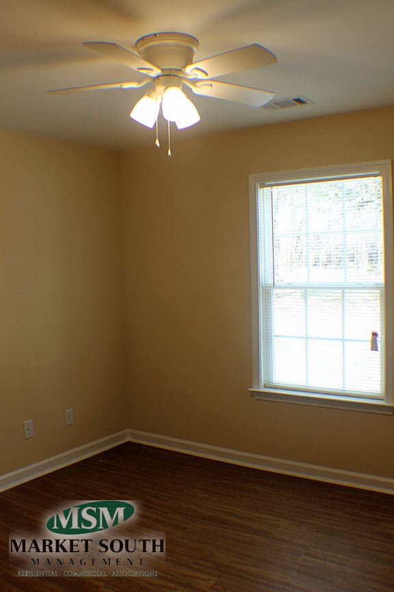 Building Photo - BLOOMINGDALE HOME