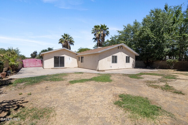 Building Photo - 44210 Fenhold St