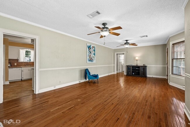 Building Photo - 266 Carrollton Ave