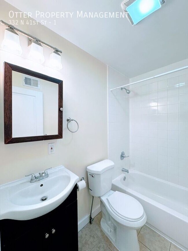 Building Photo - 332 N 41st St