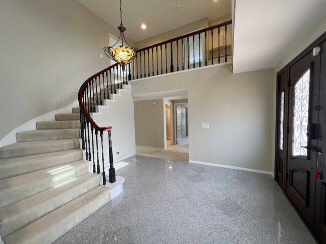 Building Photo - Large 4 bedroom home now available in Walnut