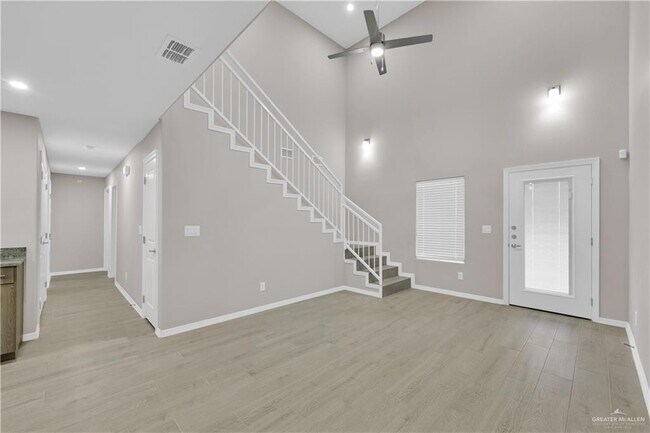 Building Photo - 16 N 23rd St