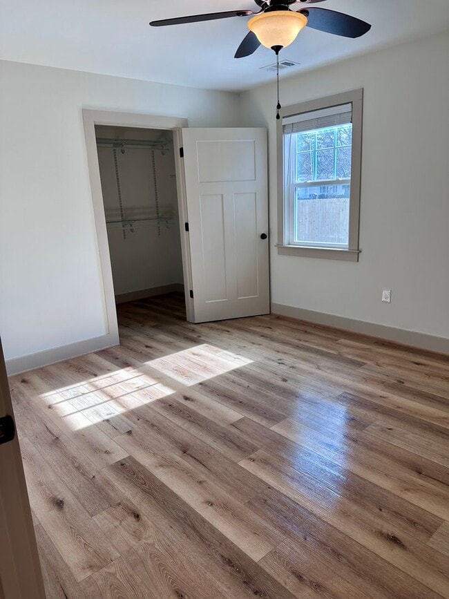 Building Photo - Newly Built Home minutes from Downtown Madison