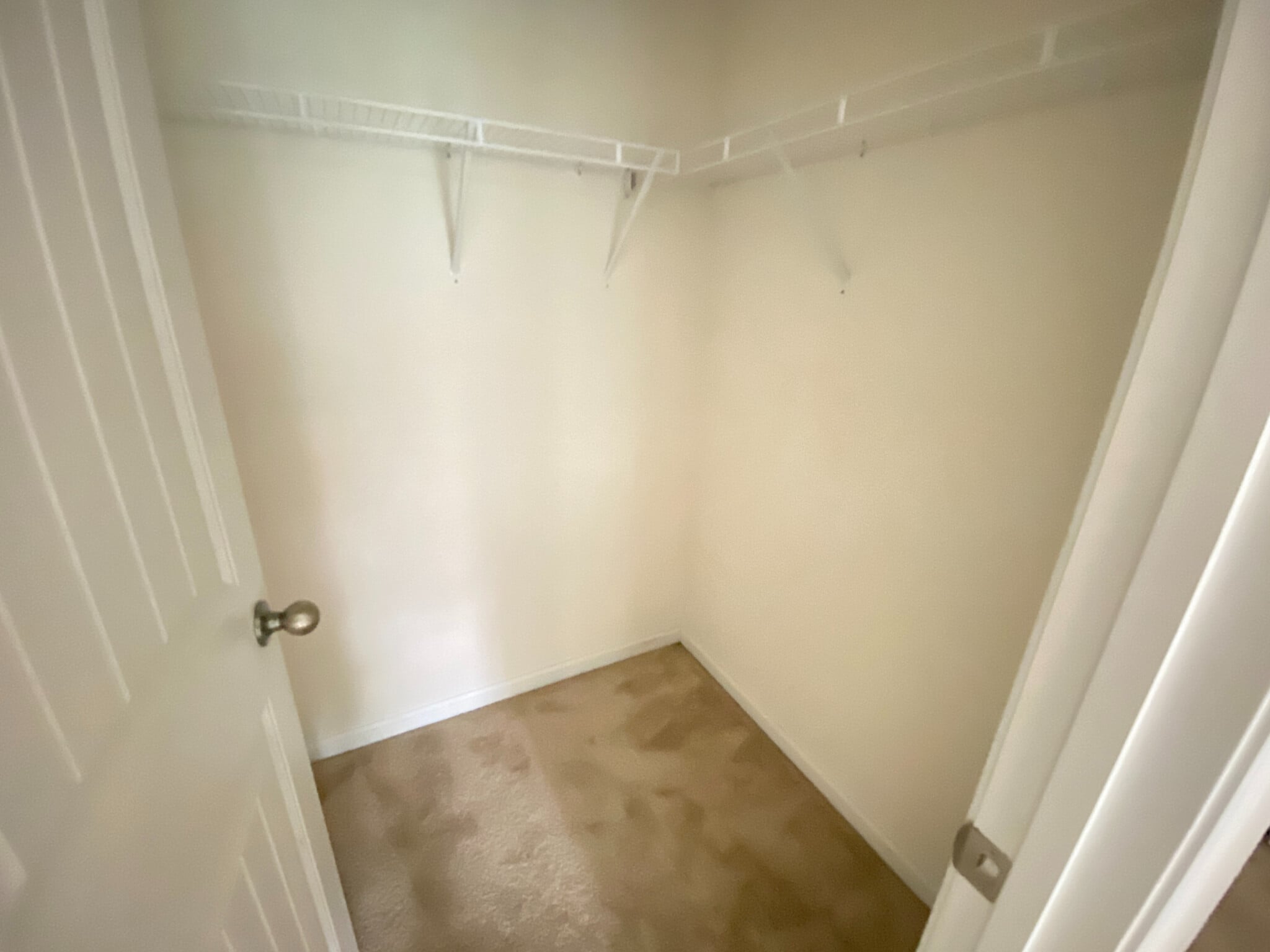 Building Photo - Room in Townhome on Haskell Dr