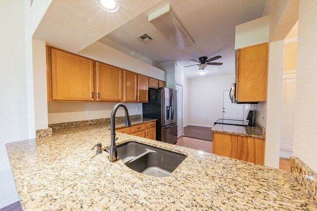 Building Photo - 39 Enclave Dr