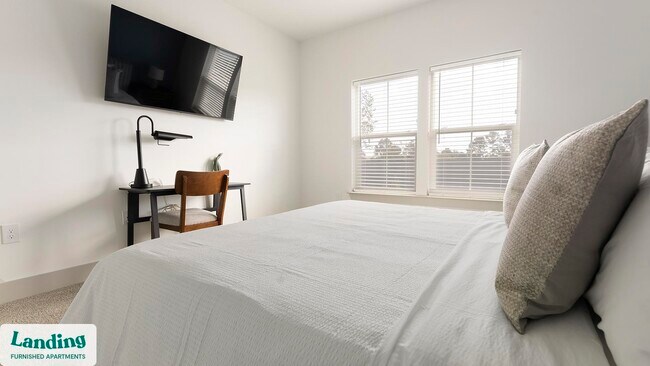 Building Photo - 112 Hera Way