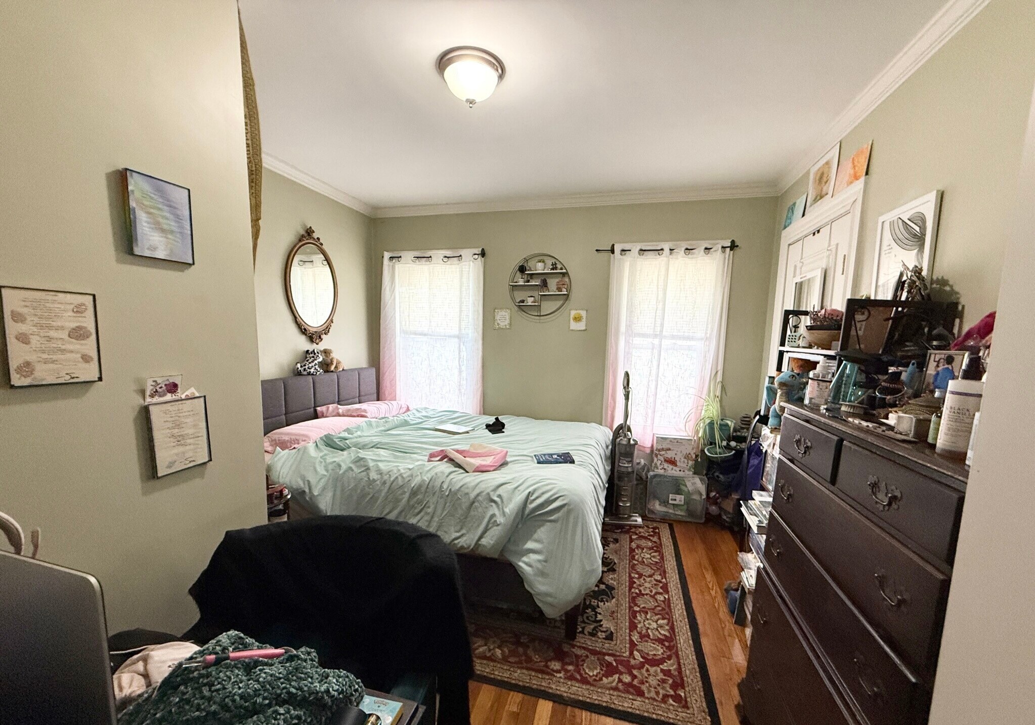 Building Photo - 81 Florence St