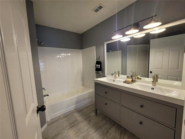 Building Photo - 6360 Raleigh St