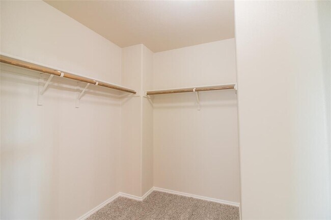 Building Photo - 117 Otono Loop