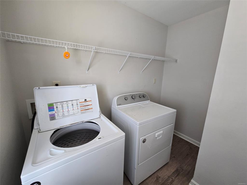 Building Photo - 456 Buena Vista Wy