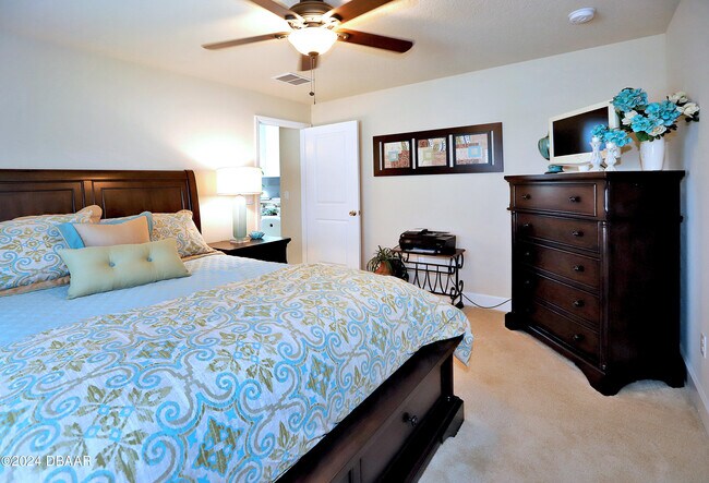 Building Photo - 1217 Harwick Ln