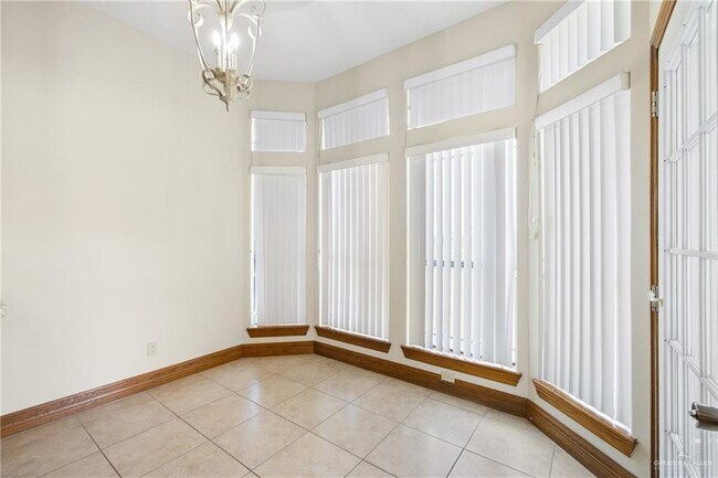 Building Photo - 19 New Orleans Cir