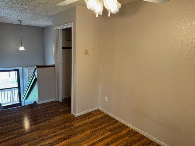 Building Photo - 4039 Cooke Dr