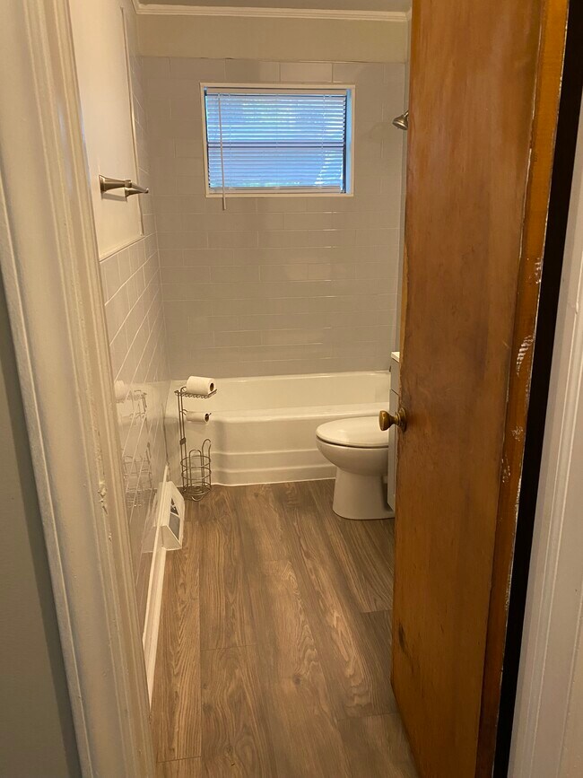 Bathroom - 1700 Heil Pl