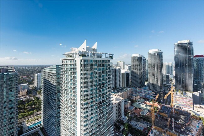 Building Photo - 1080 Brickell Ave