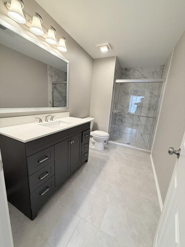 Building Photo - 1623 Camberley Ct