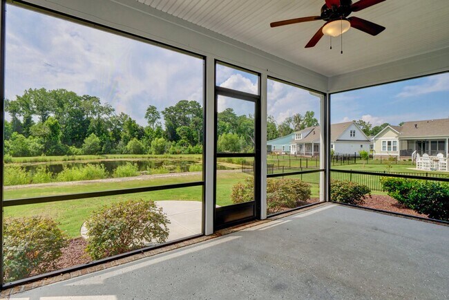 Building Photo - CATHERINES' COVE - Located off Bayshore Dr...