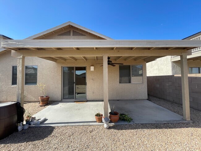 Building Photo - 2472 W Chris Oliver Way