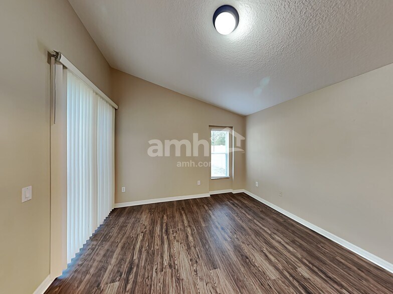 Building Photo - 8125 Alamosa Wood Ave