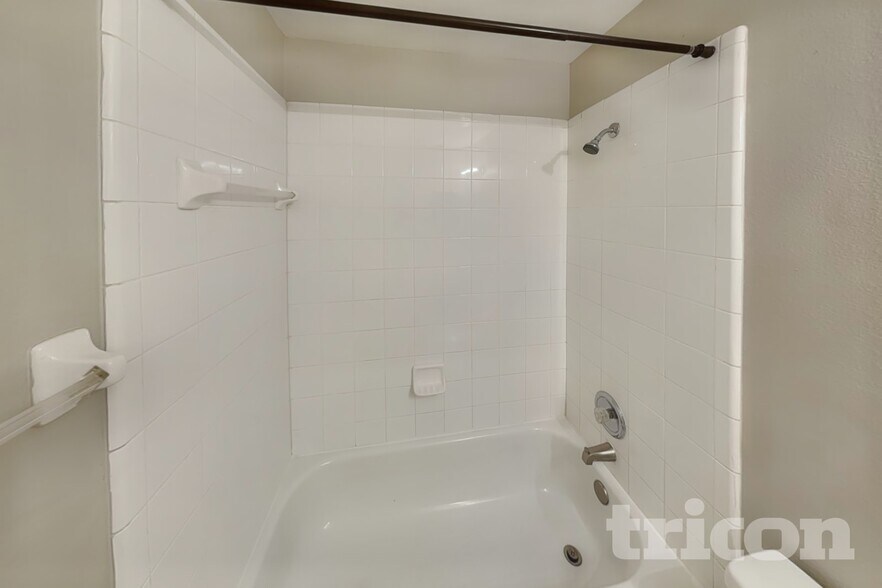 Building Photo - 1576 Palmstone Dr