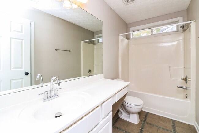 Building Photo - 109 Diamond Ridge Ave