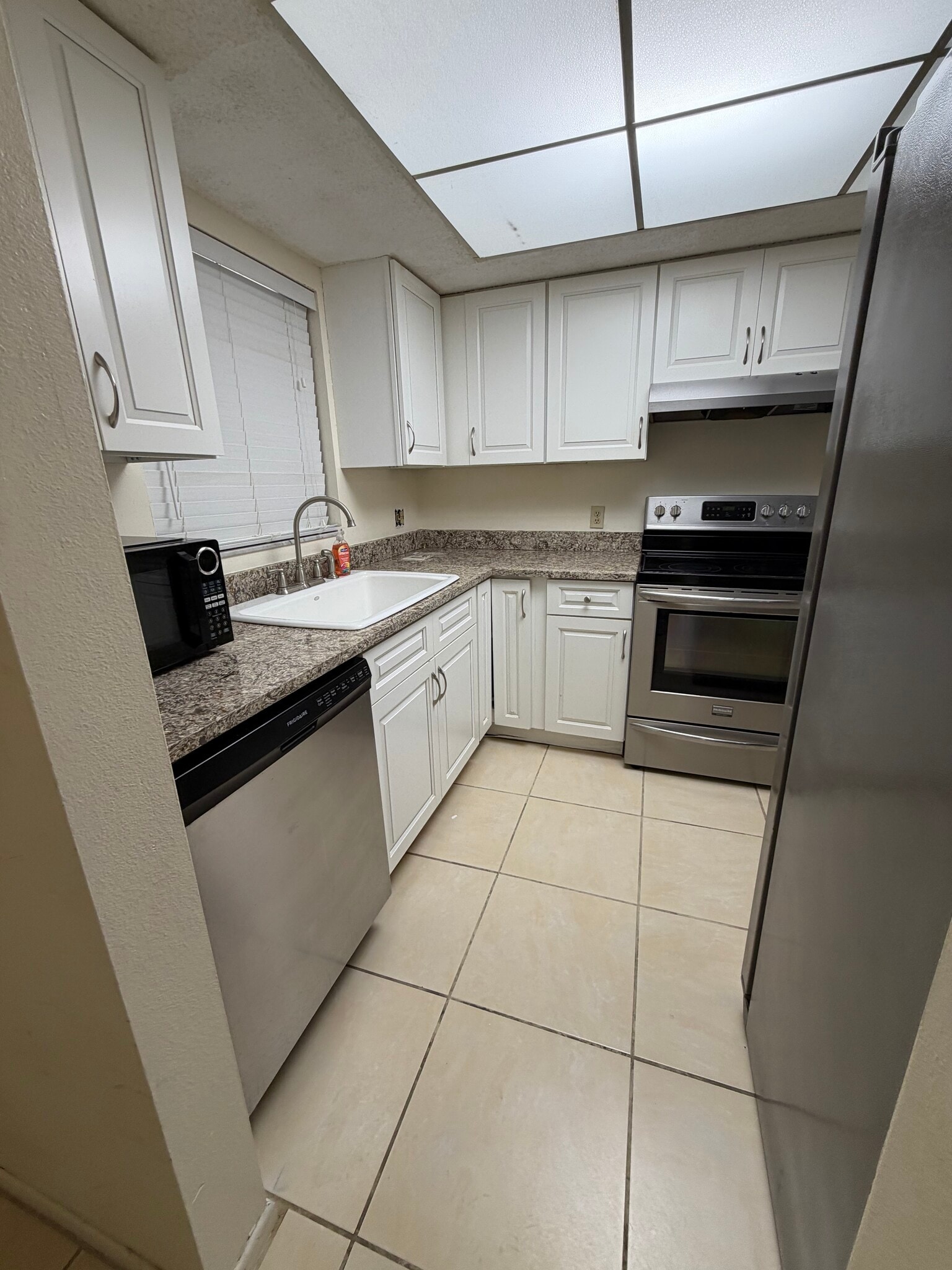 Building Photo - 7209 Cloister Dr