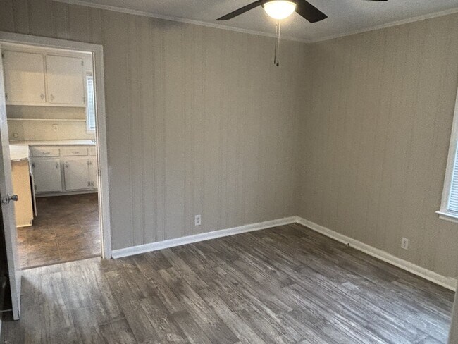 Primary Photo - 2213 Franklin St