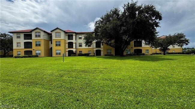 Building Photo - 11530 Villa Grand