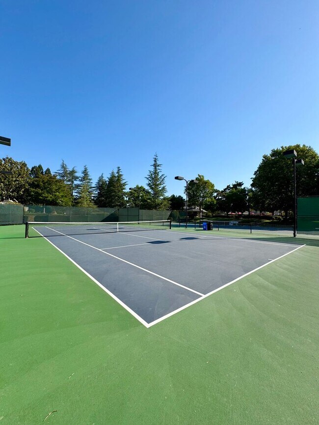 Building Photo - Napa, Gated Community Single Story 2 Bedro...