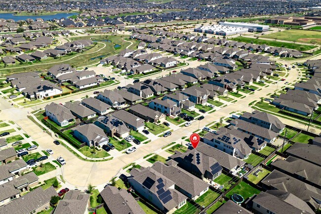 Building Photo - 20323 Rainflower Bay Ln