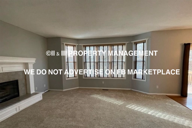 Building Photo - 15564 S Blackfeather St