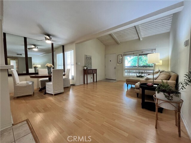 Building Photo - 3719 Country Club Dr