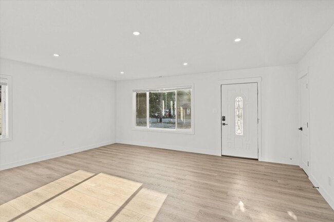 Building Photo - 10205 A St S