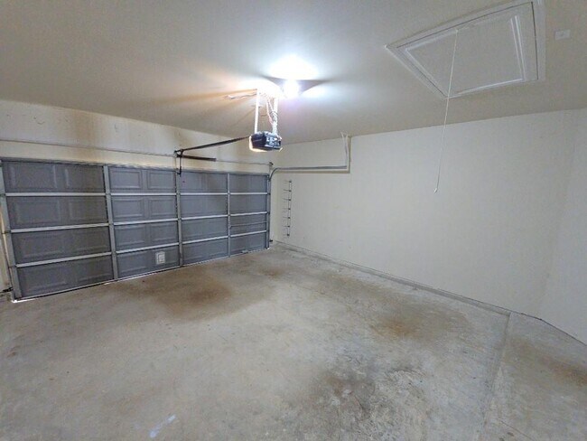 Building Photo - 21706 Rainfall Park Dr