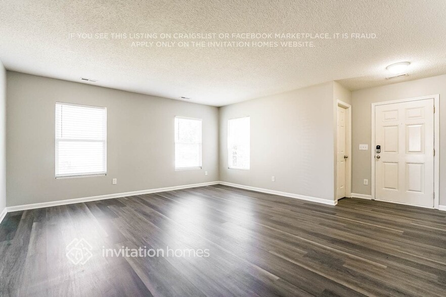 Building Photo - 1136 Tellis Dr