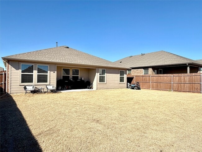 Building Photo - 7416 Raynor Pl